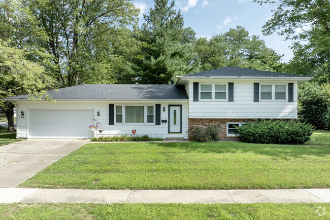 Split level homes take in the shade from Franklin Parks heavily tree lined streets.