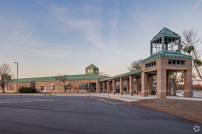 Topsail Elementary School is a public school serving students in grades PK, K-4 in Hampstead.