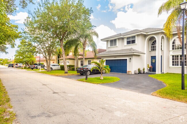Mediterranean-style houses are a big part of the neighborhoods in Coral Springs.