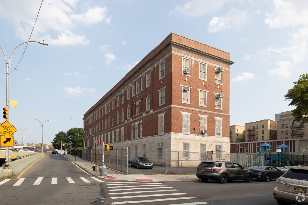 P.S. 246 Poe Center in The Bronx boasts a diverse curriculum.