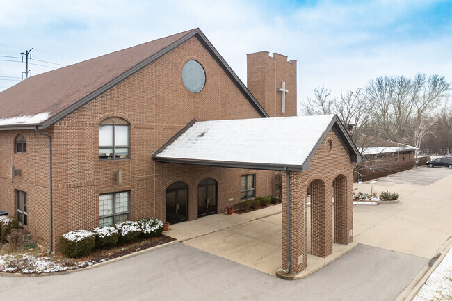 Immanuel Evangelical School serves approximately 30 students.