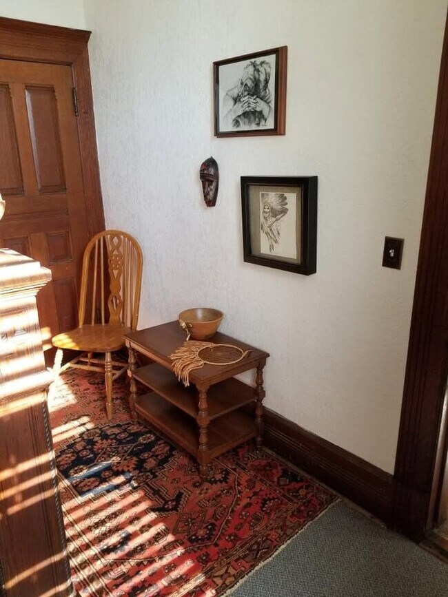 3208 Logan Ave N unit BottomUnit, Minneapolis, MN 55412 - photo 3