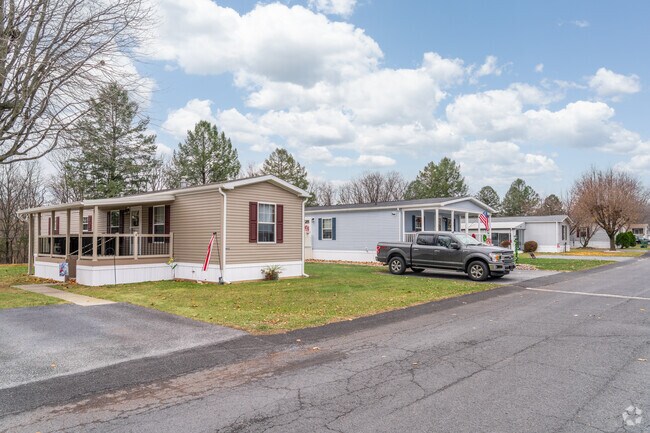 Manufactured homes are found in the northern part of Upper Bern.