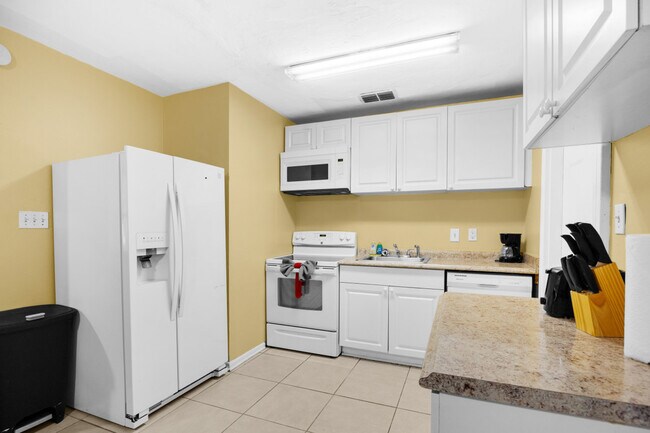 1700 SW 16th Ct unit ID1359109P, Gainesville, FL 32608 - photo 3