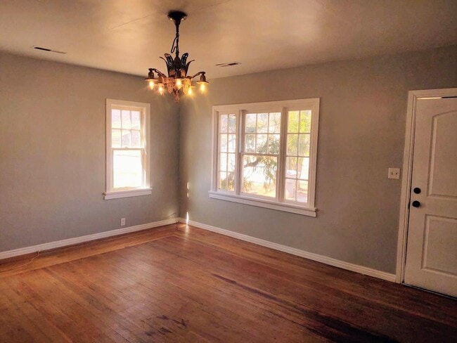 159 E 100 S, Kanab, UT 84741 - photo 2