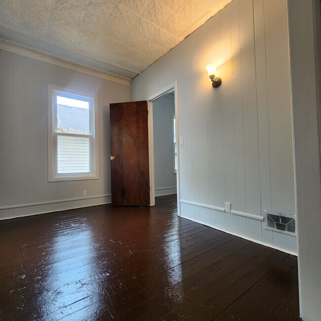 50 Syke St unit Back, Rochester, NY 14611 - photo 5