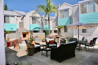 125 Hillcrest Dr, Encinitas, CA 92024