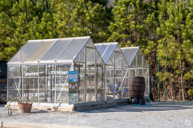 Baggett Elementary School even has its own greenhouse for the students.