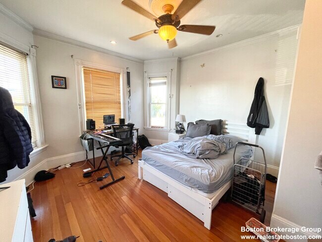 797 Columbia Rd unit 3, Dorchester, MA 02125 - photo 7