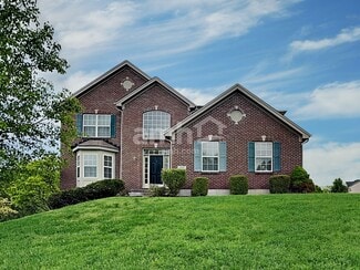 80 Bluegrass Ln, Monroe, OH 45050