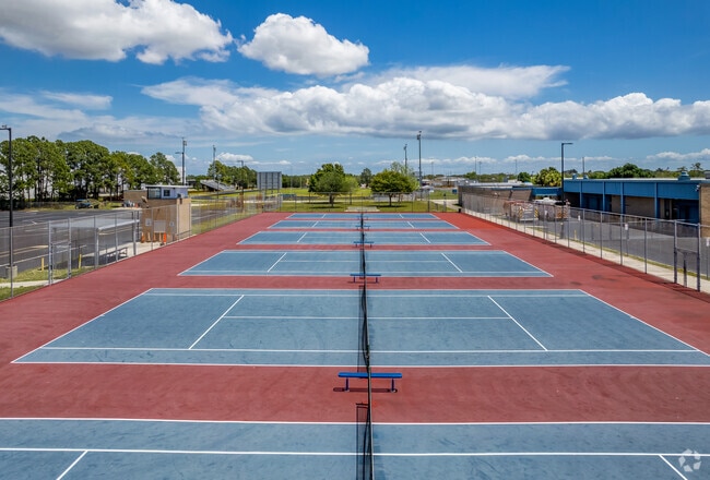 Pinellas Park High School offers multiple tennis courts for the tennis team and club.