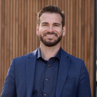 Joshua Farris