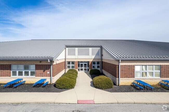 Great schools, great people and great living are all yours in Olentangy.