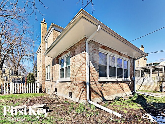 1573 W 100th Place, Chicago, IL 60643 - photo 2