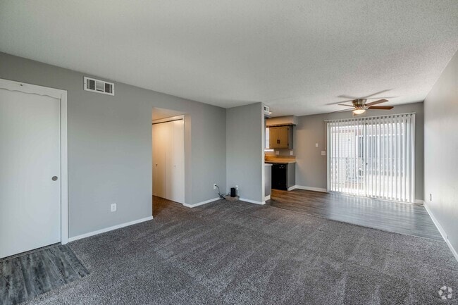 2BR, 1BA - 864SF - Living Room