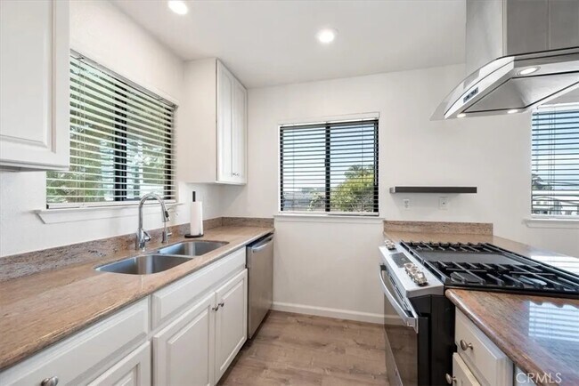 1084 Baden Ave, Grover Beach, CA 93433 - photo 4