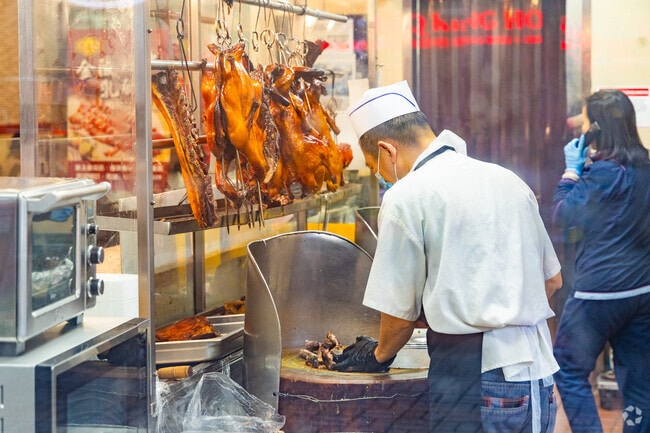 BBQ King House has great food options in Chinatown.