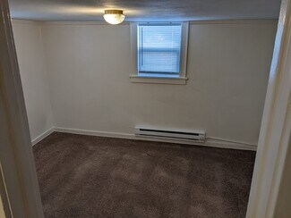 406 N 14th St Unit 4, Bismarck, ND 58501