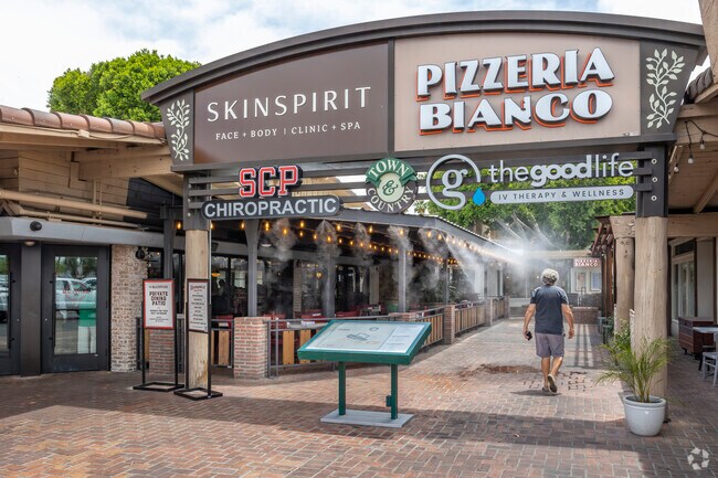 The Town & Country shopping plaza has many shops and eateries, just minutes from Phoenix Country Club.