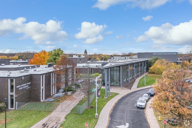 Amos Alonzo Stagg High School is in Palos Hills, IL.