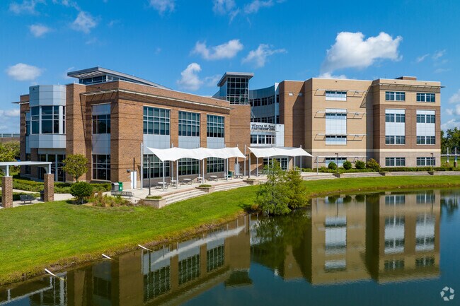 Seminole State College has a large campus here in Lake Mary.