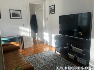 172 Maple St Unit 103, Malden, MA 02148
