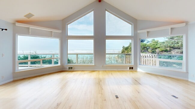 6215 Highway 101 N, Yachats, OR 97498 - photo 3