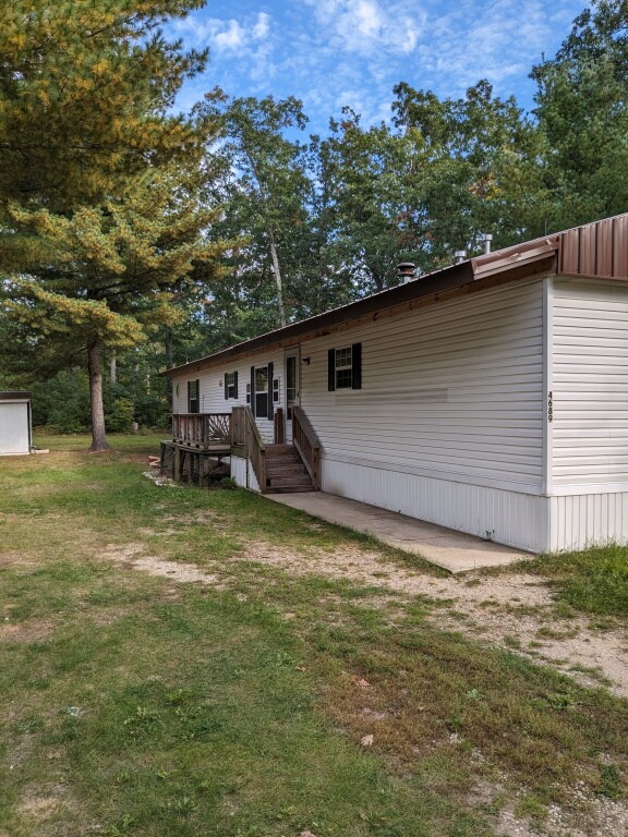 4689 Rosemarie St, Irons, MI 49644 - photo 1