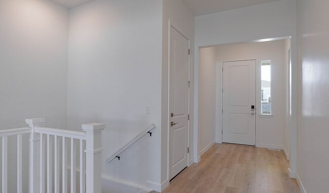 246 E Polaris Dr, Saratoga Springs, UT 84045 - photo 3