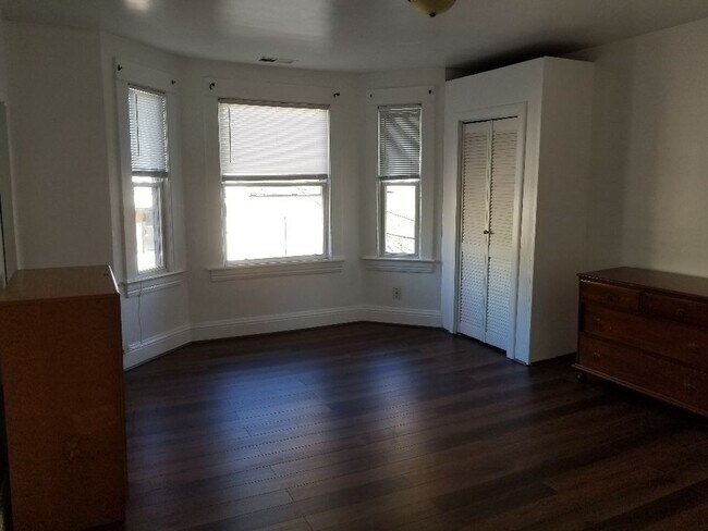 221 Beechurst Ave unit 3, Morgantown, WV 26505 - photo 4