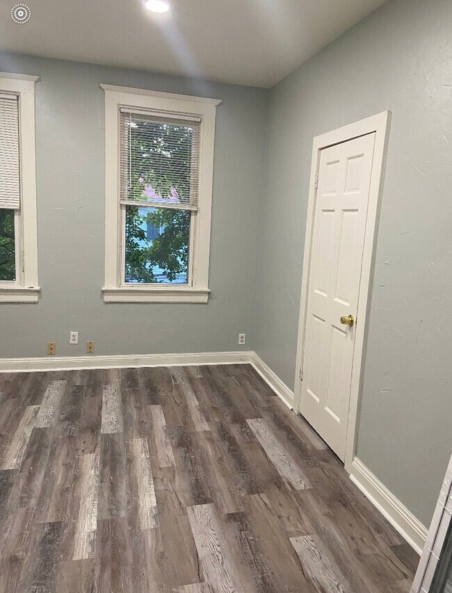 1945 N 5th St Unit 4, Milwaukee, WI 53212