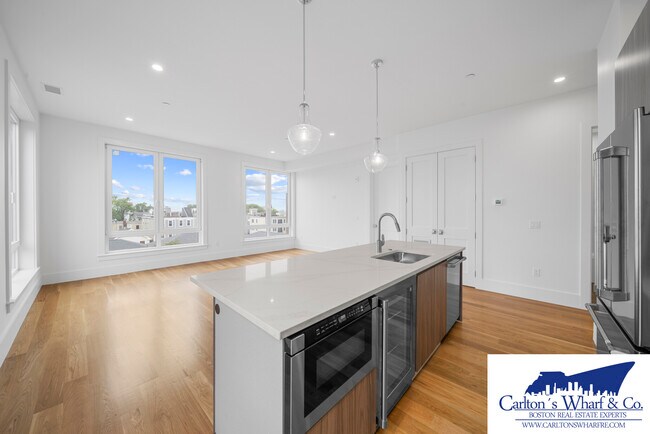 218 Old Colony Ave unit 208, Boston, MA 02127 - photo 5