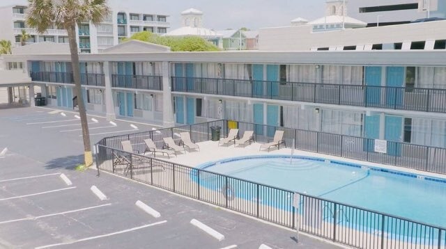 2711 S Ocean Blvd, Myrtle Beach, SC 29577 - photo 4