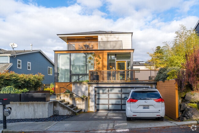 Angular modern homes can be found within the Downtown Kirkland neighborhood.