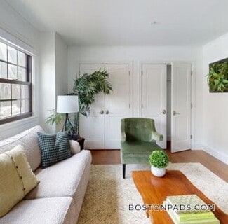1200 Massachusetts Ave Unit 105, Cambridge, MA 02138