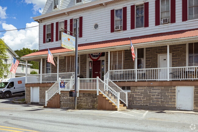 The Kempton Hotel has served Albany area diners and drinks since 1874.