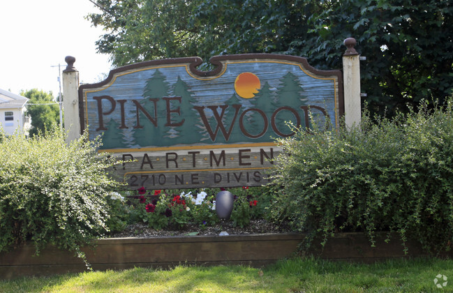 PineWood Commons