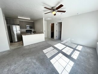 4817 Continental Ln Unit 103, Caldwell, ID 83607