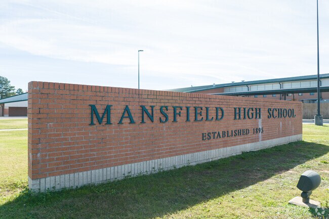 Manfield High School in Mansfield, Louisiana, was established in 1895.