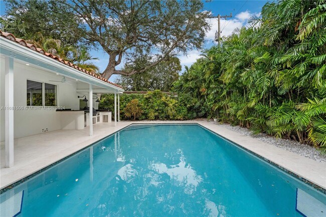 426 Hardee Rd, Coral Gables, FL 33146 - photo 7