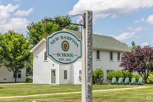 New Hampton School is located in New Hampton, New Hampshire.