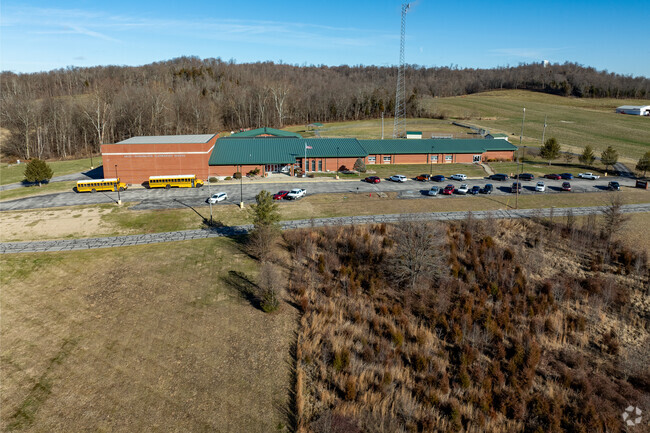 Niche gives Heth-Washington Elementary an overall grade of B-.