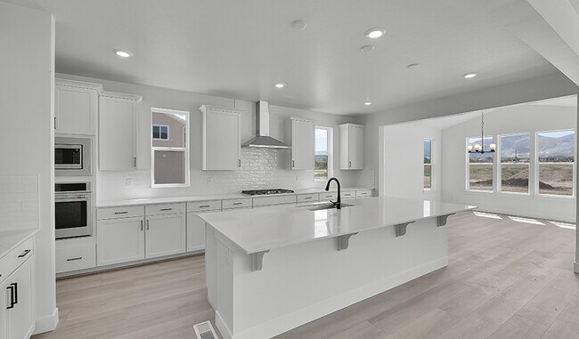 12494 S Trout Lake Ln, Herriman, UT 84096 - photo 4