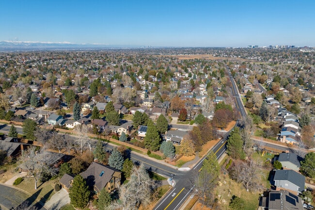 The neighborhood of Foxridge is one of many communities located in the city of Centennial.