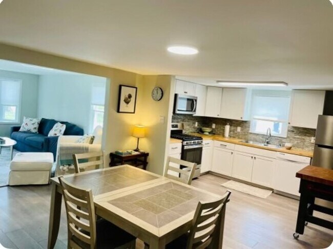 1016 Ottawa Dr, Port Clinton, OH 43452 - photo 5