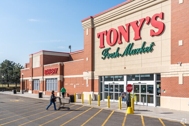 Residents of South Schaumburg have access to Tony's Fresh Market for all their grocery needs.