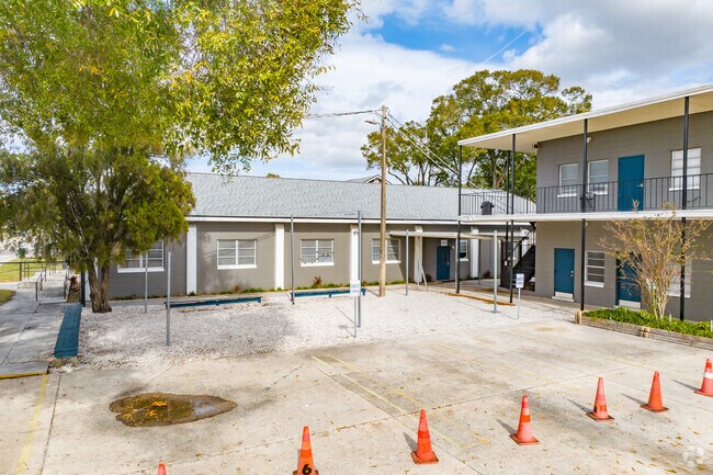 Tampa Bay Christian Academy children play in the front courtyard.