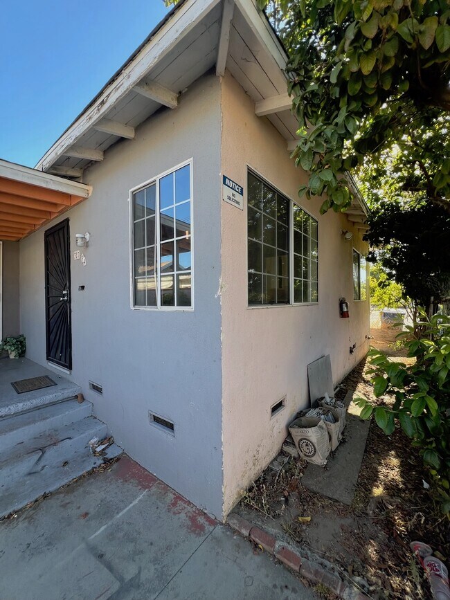 327 W D St Unit 327.75, Wilmington, CA 90744