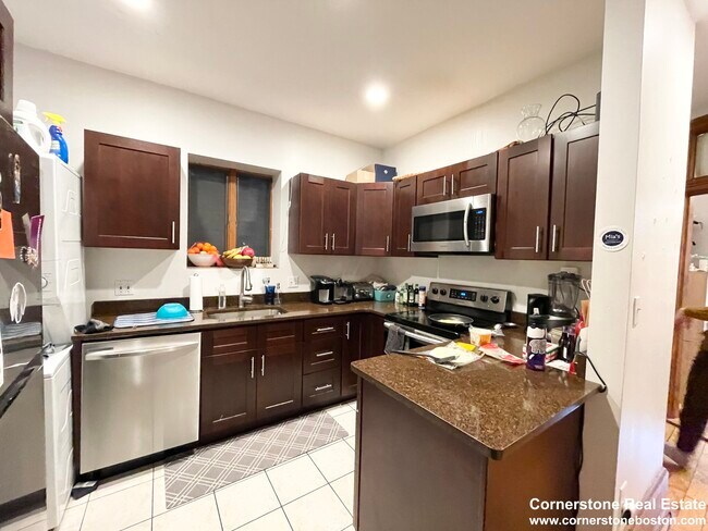 616 Columbus Ave unit 4, Boston, MA 02118 - photo 7