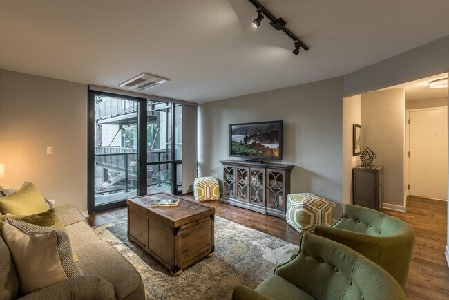 5940 N Sheridan Rd unit 602, Chicago, IL 60660 - photo 5